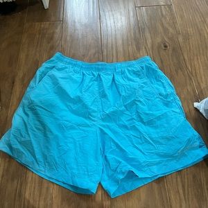 PFG Columbia men shorts size medium